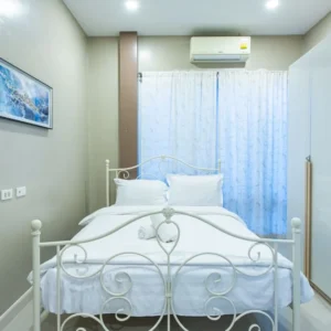 Kari pool villa Bangsare