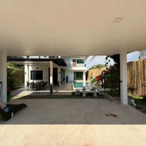 J Pool บางเสร่