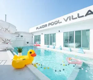 Plaisir pool villa