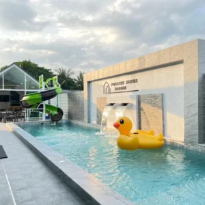 PORSCHE HOUSE