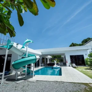 Na-tree pool villa Pattaya