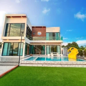 Dolly Pool Villa