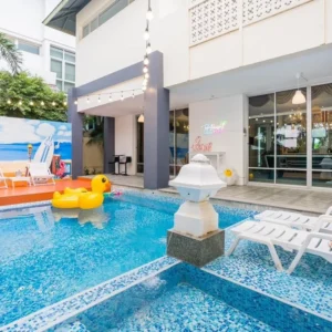 T2 house 9 ห้องนอน 7 ห้องน้ำ ห่างทะเล 1.2 กม.