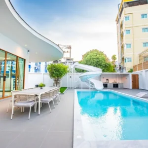 Paco villa pattaya