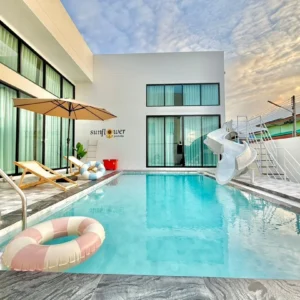 Sunflower Poolvilla