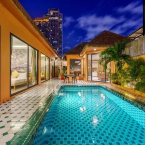 4 BEDROOM TIKI LOUNG