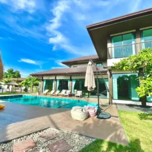 Mama Poolvilla 6 ห้องนอน7 ห้องน้ำ