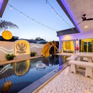 Pheonix​ Poolvilla