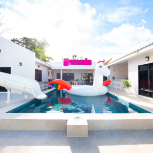 Seattle Pool Villa Pattaya
